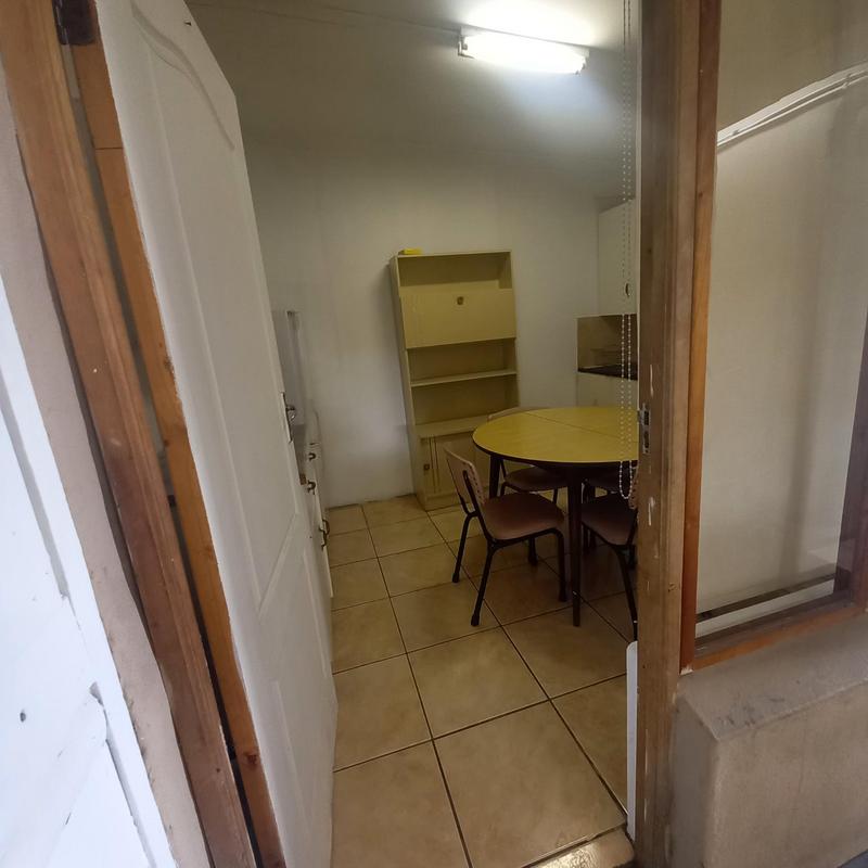 1 Bedroom Property for Sale in Kensington Western Cape